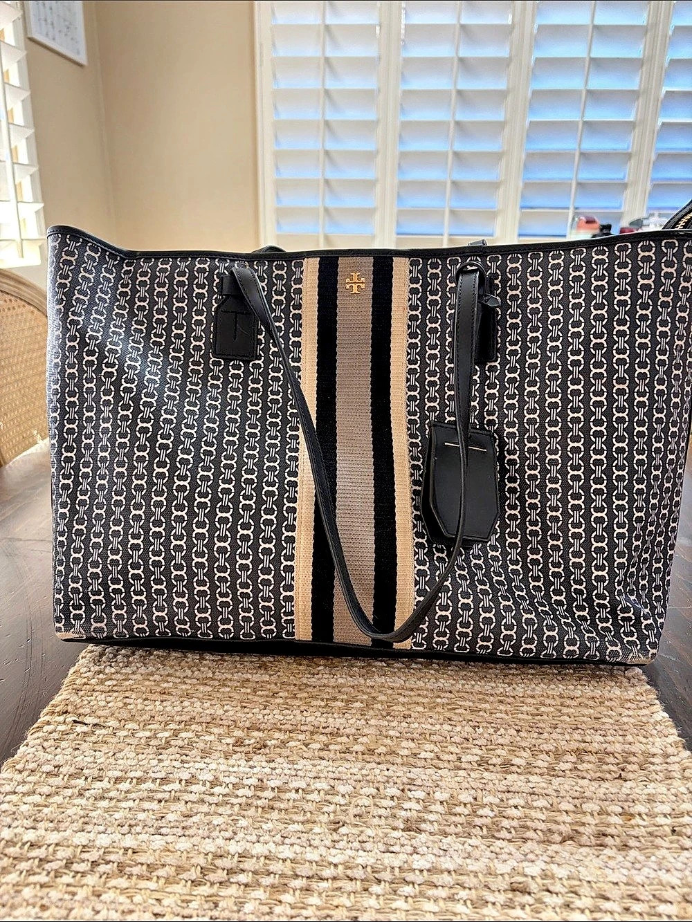 Tory Burch Gemini Link Canvas Tote Printed Canvas Tote in Black & White